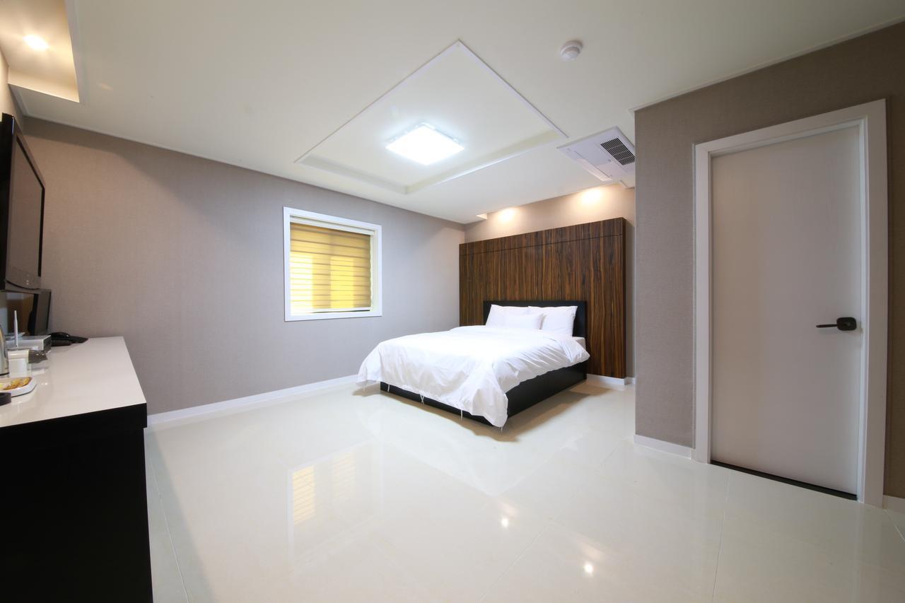 Hotel Flex Suwon Exterior photo