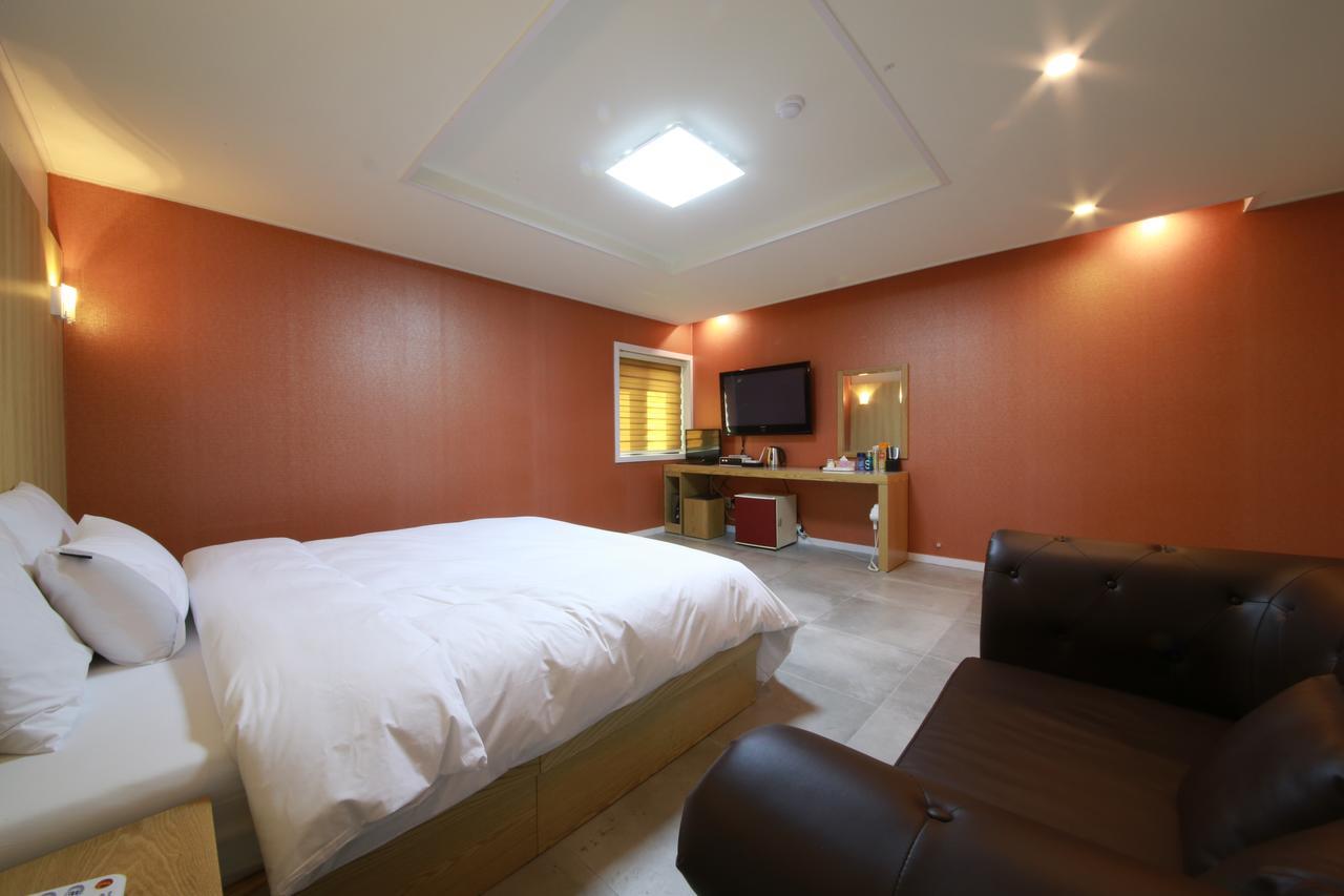 Hotel Flex Suwon Exterior photo